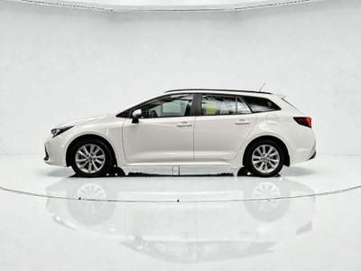 Toyota Corolla Touring Sports 1.8h Active Bianco usata Parma