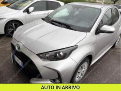 Toyota Yaris 1.5 hybrid Active Grigio usata Parma