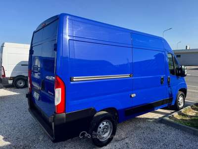 Citroen Jumper 33 2.2 120CV Cargo Iva Compresa Blu/Azzurro usata Prato