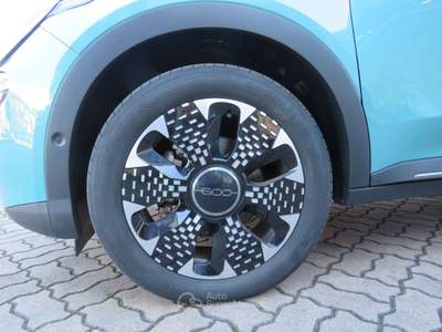 Fiat 600 1.2 Hybrid 110cv La Prima Blu/Azzurro usata Seregno