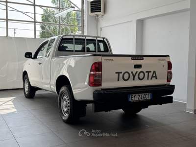 Toyota Hilux Hilux 2.5 extra cab Activex VSC 140cv usata Gardolo
