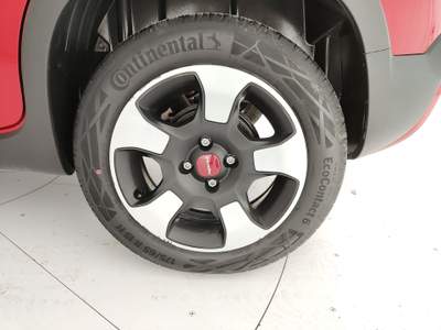 Fiat Panda Panda III 2021 Cross Panda 1.0 firefly hybrid Cross s&s 70cv 5p.ti Rosso usata Caserta