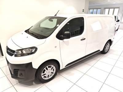 Opel Vivaro Vivaro L2H1 1.5d 120cv furgone Enjoy S&S mt6*GARANTITO* Bianco usata Alto Reno Terme