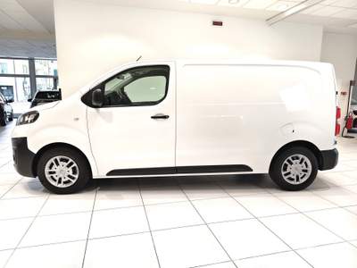 Opel Vivaro Vivaro L2H1 1.5d 120cv furgone Enjoy S&S mt6*GARANTITO* Bianco usata Alto Reno Terme