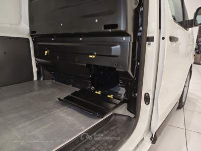 Opel Vivaro Vivaro L2H1 1.5d 120cv furgone Enjoy S&S mt6*GARANTITO* Bianco usata Alto Reno Terme