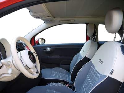 Fiat 500 1.2 69cv Lounge Rosso usata Feltre