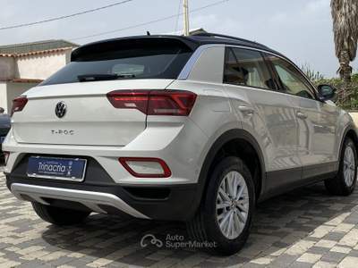 Volkswagen T-Roc Life 1.0 TSI 110 CV Nero usata Borgetto