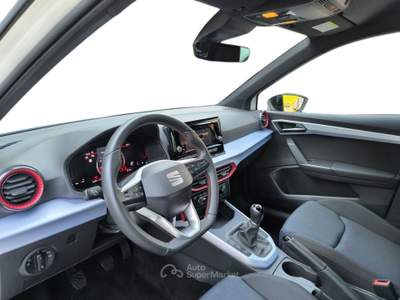 Seat Arona 1.0 BENZINA 95 HP FR NEOPATENTATI Bianco usata Udine