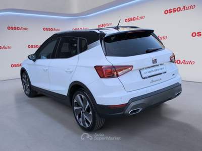 Seat Arona 1.0 BENZINA 95 HP FR NEOPATENTATI Bianco usata Udine