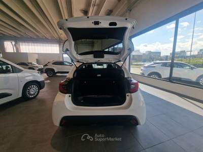 Toyota Yaris IV 2020 1.5 Hybrid 115 Trend e-CVT Bianco usata Mappano