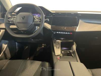 Peugeot 308 Hybrid 136 e-DCS6 Allure Verde usata Salerno