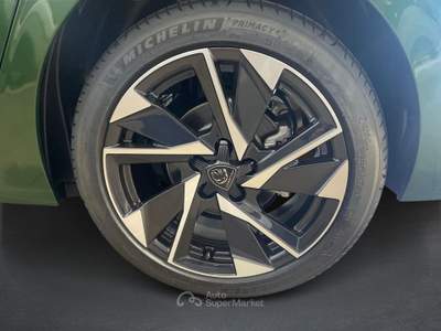 Peugeot 308 Hybrid 136 e-DCS6 Allure Verde usata Salerno