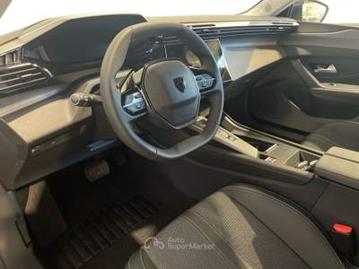 Peugeot 308 Hybrid 136 e-DCS6 Allure Verde usata Salerno