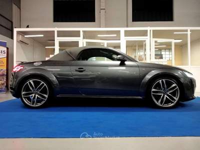 Audi TT ROADSTER 1.8 TFSI SLINE 19" MATRIX CABRIO S-LINE Grigio usata Creazzo
