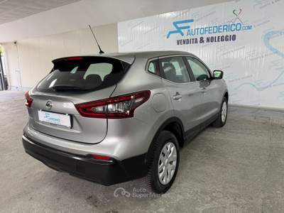 Nissan Qashqai Nissan Qashqai 1.5 Dci 115cv Grigio usata Pompei