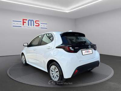 Toyota Yaris Yaris 1.5h Active Bianco usata Torino