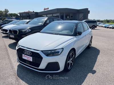 Audi A1 A1 II  Sportback 30 1.0 tfsi Admired 110cv s-tronic Bianco usata Buja