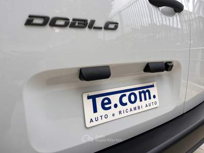 Fiat Doblò 1.5 hdi 100cv Apple Retrocamera Porta laterale KM ZERO Bianco usata Santa Maria a Vico