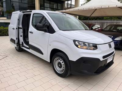 Fiat Doblò 1.5 hdi 100cv Apple Retrocamera Porta laterale KM ZERO Bianco usata Santa Maria a Vico