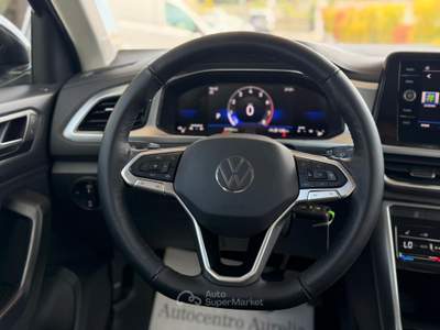 Volkswagen T-Roc 1.5 TSI CAMBIO AUTOMATICO Nero usata Fiumicino