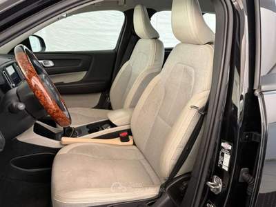 Volvo XC40 D3 150 CV Business prezzo reale Nero usata Este