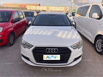 Audi A3 1.6 TDI Bianco usata Santa Maria la Carità