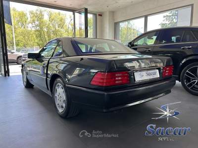 Mercedes-Benz SL 
             Verde usata Potenza