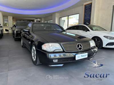 Mercedes-Benz SL 
             Verde usata Potenza