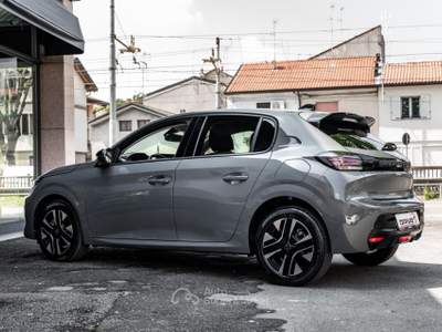 Peugeot 208 1.2 hybrid Allure 110cv e-dcs 6 Grigio usata Seveso