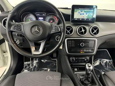Mercedes-Benz GLA GLA 180 d Business Bianco usata Fucecchio