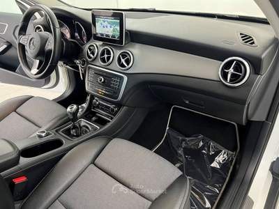 Mercedes-Benz GLA GLA 180 d Business Bianco usata Fucecchio