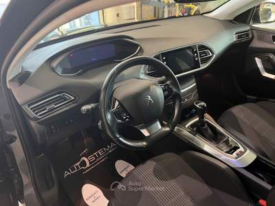 Peugeot 308 308 5p 1.2 puretech t Allure s&s 130cv my20 Grigio usata Piombino Dese