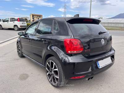 Volkswagen Polo CAMBIO AUTOMATICO Nero usata Santa Maria la Carità