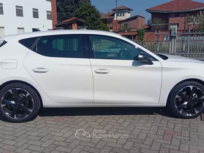 Cupra Leon PACK PERFORMANCE Bianco usata Carignano