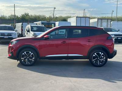 Peugeot 2008  Rosso usata Caivano