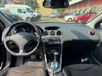 Peugeot 308 1.6 8V e-HDi 115CV S&S AUT. SW Sport Nero usata Milano