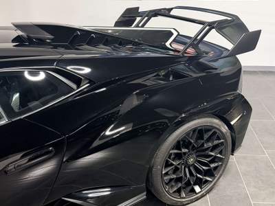 Lamborghini Huracán STO Full carbon spec/lift usata Curti