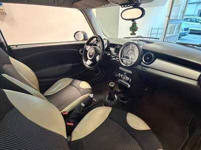 MINI Cooper Neopatentati Beige usata Biella