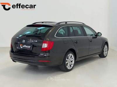 Skoda Superb 2.0 TDI CR 170CV DSG Wagon Ambition Nero usata Roncadelle