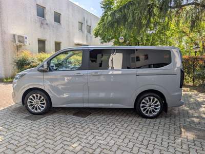 Ford Tourneo Custom Titanium 2.0 Ecoblue 136 Cv Automatica A8 Awd Grigio usata Cairate
