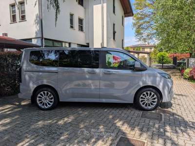 Ford Tourneo Custom Titanium 2.0 Ecoblue 136 Cv Automatica A8 Awd Grigio usata Cairate