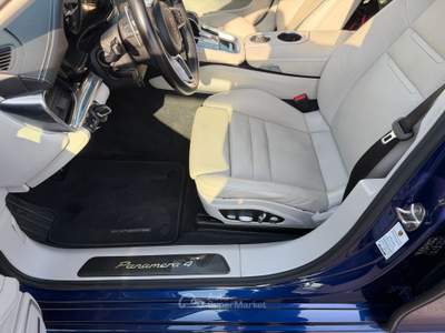 Porsche Panamera SUBENTRO LEASING Blu/Azzurro usata Genova