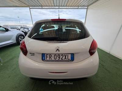 Peugeot 208 1.6 DIESEL 75CV Bianco usata Giugliano