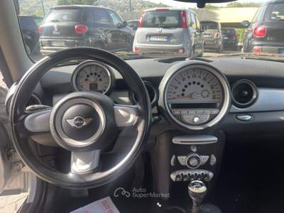 MINI Clubman 1.6 16V Cooper D NEO PATENTATI Argento usata Perugia