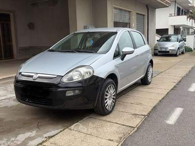 Fiat Punto Evo grande punto evo  Grigio usata Pescara