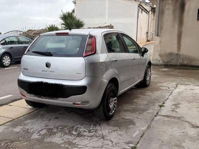 Fiat Punto Evo grande punto evo  Grigio usata Pescara