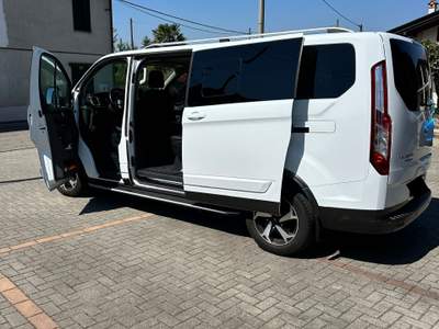 Ford Tourneo Custom Ford Transit Custom ACTIVE diesel/ibrido Bianco usata Sesto Calende