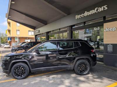 Jeep Compass 1.6 Multijet II 2WD Longitude Nero usata Parma