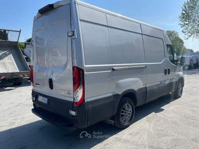 Iveco Daily 35C14N METANO HI-MATIC [A251] Grigio usata Sant'Agata Bolognese