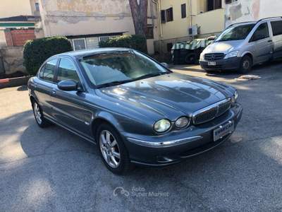 Jaguar X-Type 2.0D cat Executive Grigio usata Firenze